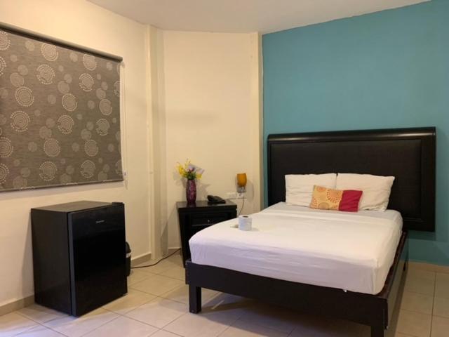 Hotel Real San Juan Suites Merida Luaran gambar